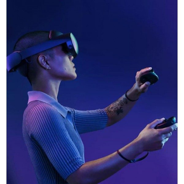 Controller und Controller des VR-Headsets Meta Quest Pro immersive display france paris