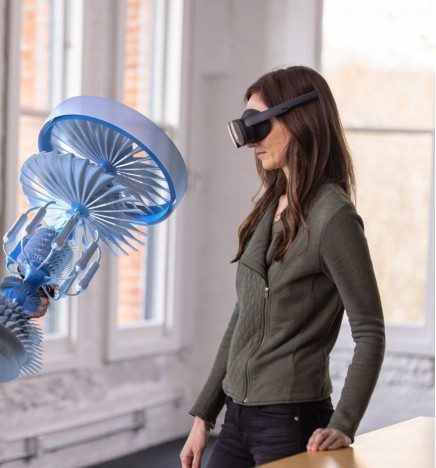 HTC Vive XR Elite Business Edition VR Glasses - Setting the scene - immersif display - France - Paris